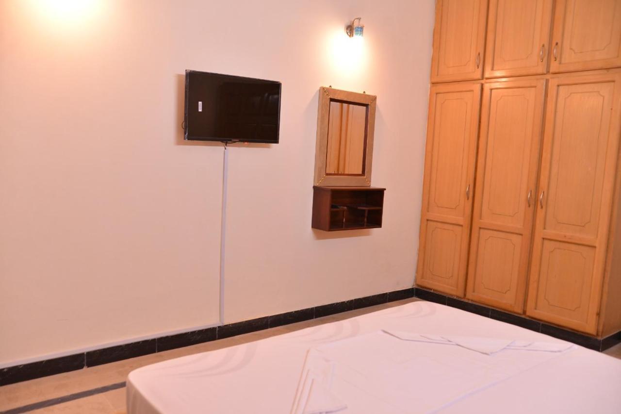 Redbury Guesthouse Islamabad Exterior foto